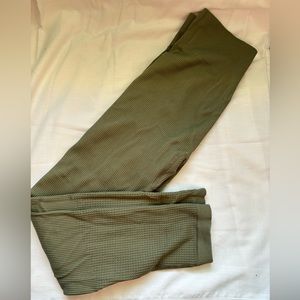 Maurice’s olive green leggings. Women’s size 2x